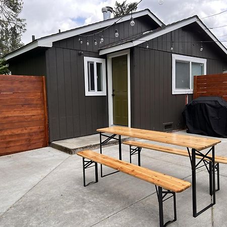Waterfront River Apartments Rogue River Екстериор снимка