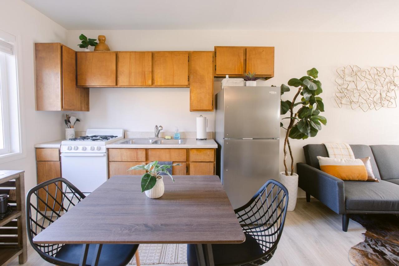 Waterfront River Apartments Rogue River Екстериор снимка