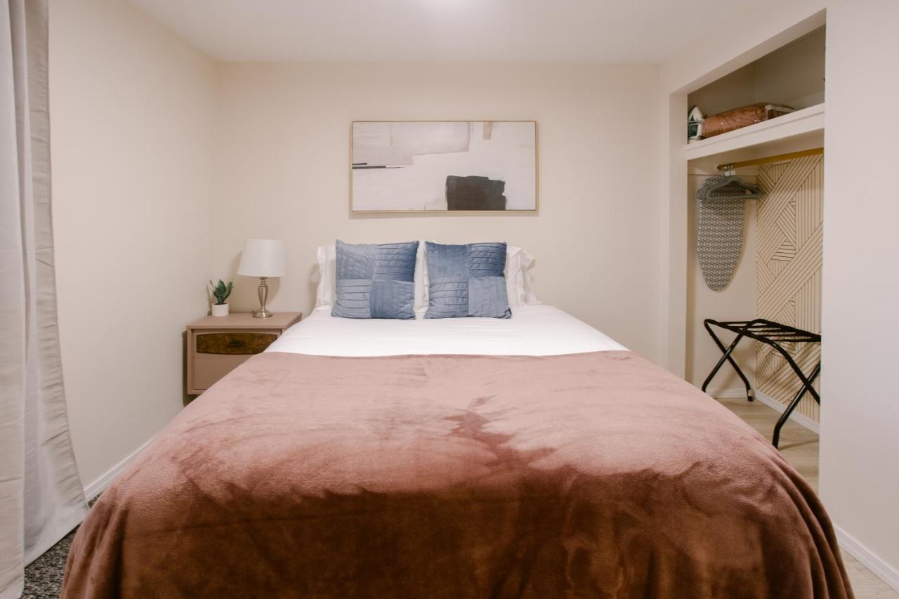 Waterfront River Apartments Rogue River Екстериор снимка