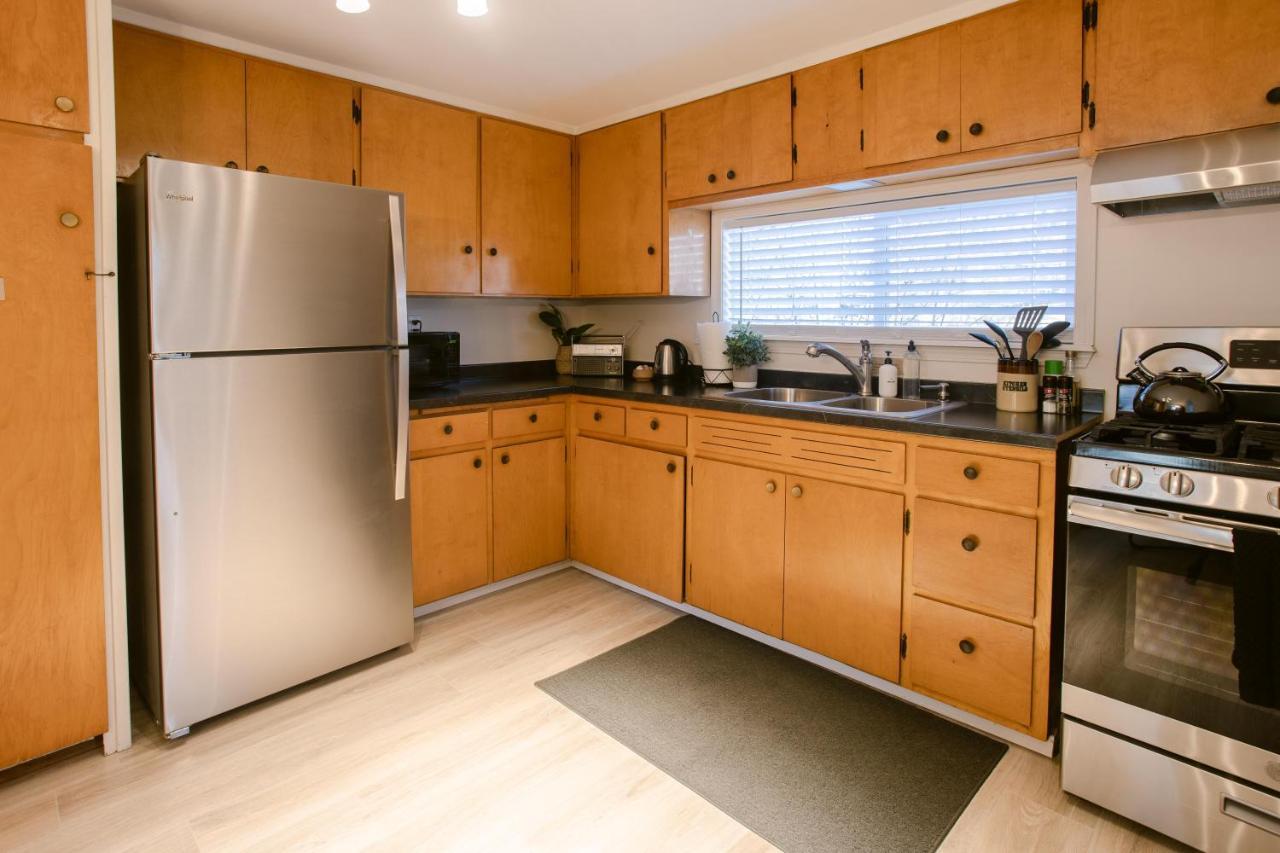 Waterfront River Apartments Rogue River Екстериор снимка