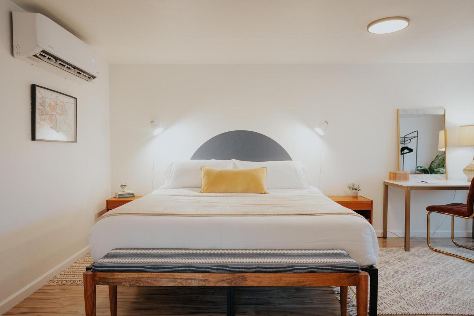 Waterfront River Apartments Rogue River Екстериор снимка